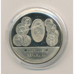 Médaille - Lettonie - Membre Union Européenne - maillechort