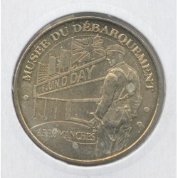 Dept14 - Musée du débarquement N°3 - soldat anglais et logo - 2008 - Arromanches