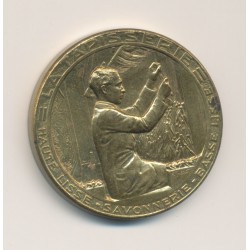 Médaille - Exposition Internationale Paris 1937 - Arts et techniques - La tapisserie - laiton - 32mm