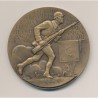 Médaille - Chasseurs à pied - Honneur et Patrie 1937 - Marcel Renard - Tranche sans date juste poinçon bronze - 59mm - SUP