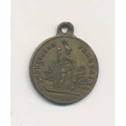 Médaille - République Française - Proclamée par la volonté nationale - laiton - 17mm - TTB