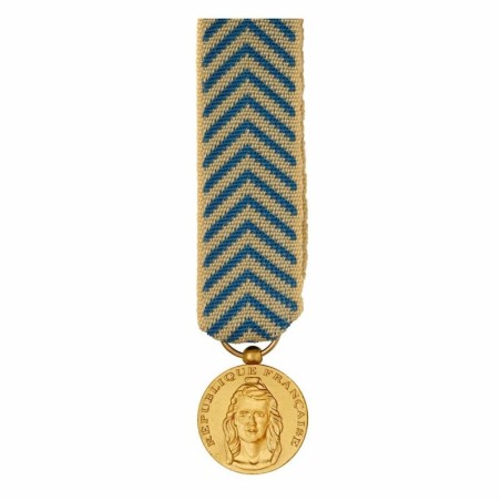 Reconnaissance de la nation - Taille réduction
