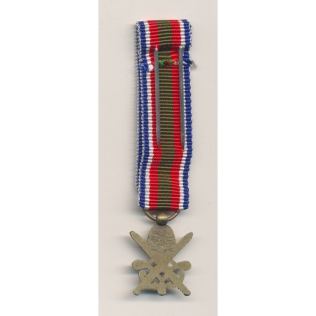 Médaille - Titre de reconnaisance de la nation - réduction