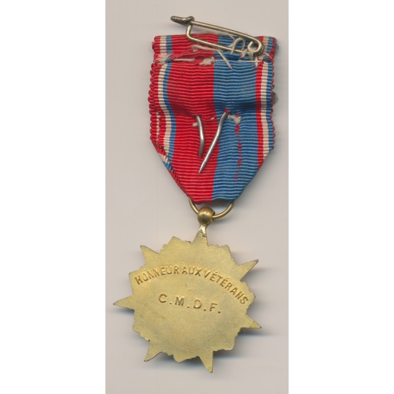 Médaille - Honneur des vétérans de la confédération musicale - ordonnance