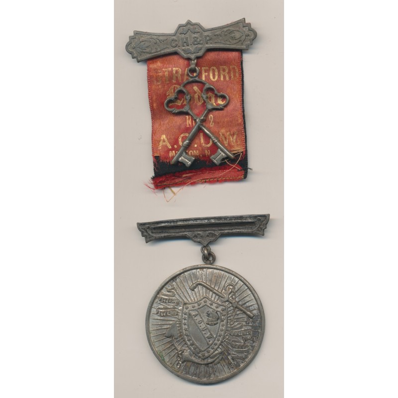 Médaille Maçonnique - Loge Strafford - agrafe C.H.P avec 2 clés  - ruban déchiré - Missouri - Etats-Unis
