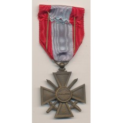 Médaille - Croix de guerre T.O.E - ordonnance 2