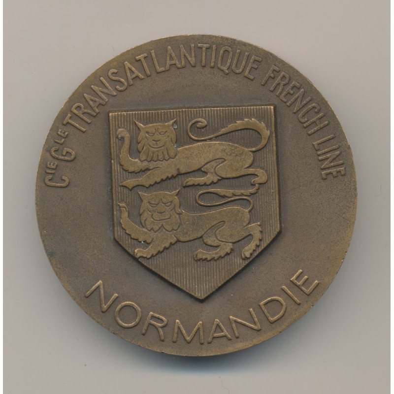 Médaille - Paquebot Normandie SD 1935 avec boite - Compagnie générale transatlantique - french line - 51mm