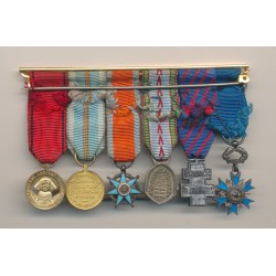 Barette 6 Décorations - ONM chevalier, France Libre, commemo 1939-45, mérite social chevalier et 2 médailles associations ancien 2