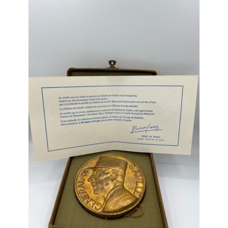 Médaille - Général De Gaulle - Mémorial De Gaulle 1890-1970 - De Jaeger 110mm - bronze doré à l'or pur