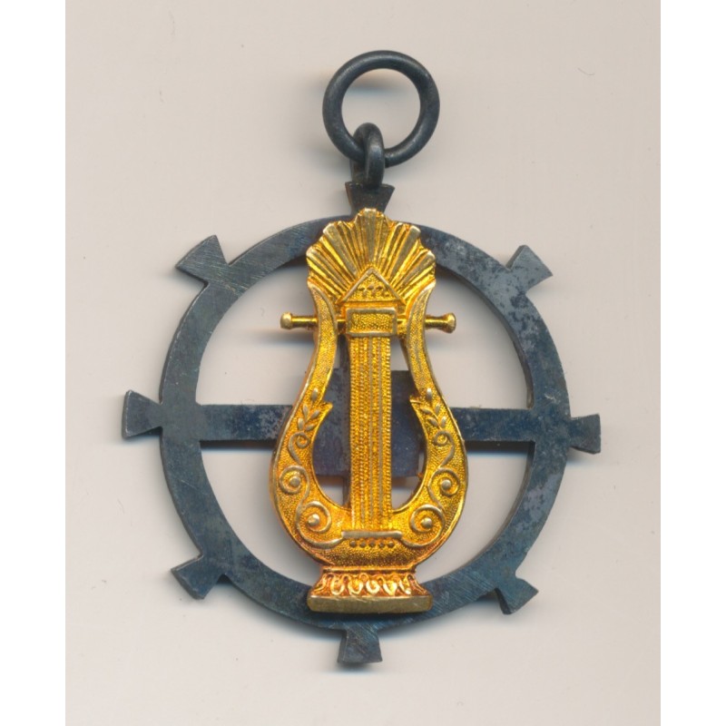Bijou Maitre de musique ou colonne d'harmonie
