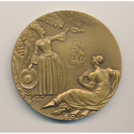 Médaille - Paquebot Antilles 1952 - Compagnie générale transatlantique - french line - avec boite abimée
