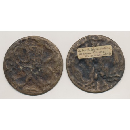 Lot de 2 clichés - Louis Philippe I et Marie Amélie - visite de la monnaie - avers et revers