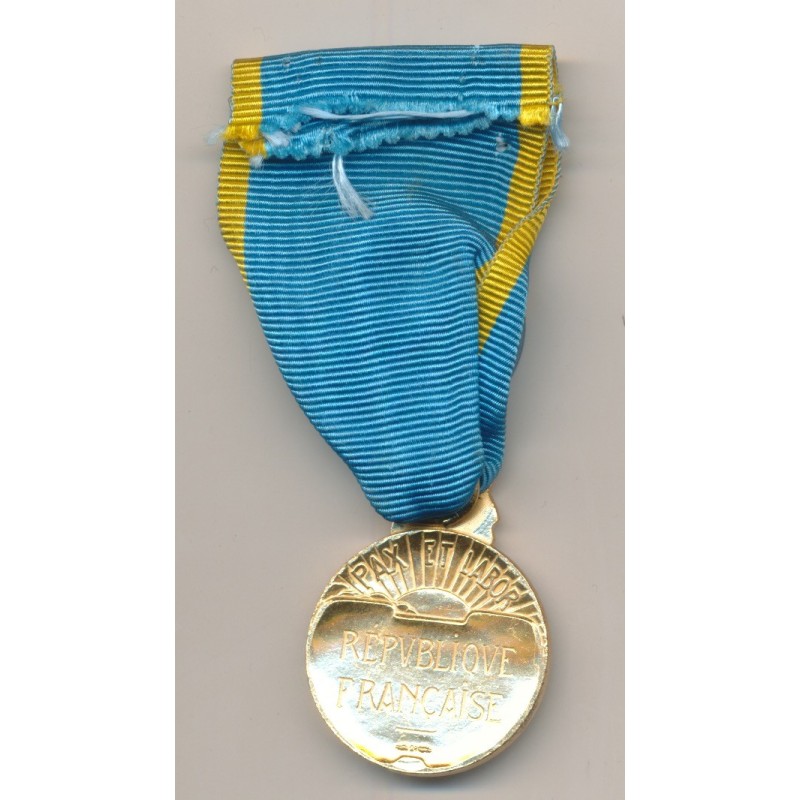 Médaille - Jeunesse et sport or - ordonnance