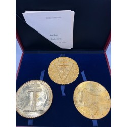 Coffret 3 Médailles - Général De Gaulle - De Jaeger 110mm - bronze doré à l'or pur 2