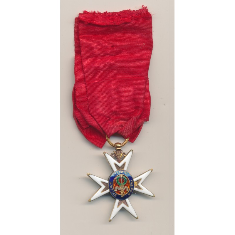 Ordre de Saint Louis chevalier - monarchie de juillet - ablation fleur de lys - ruban bouffette