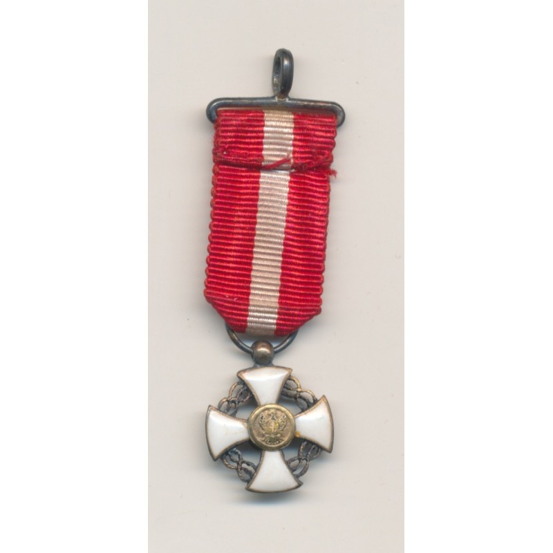 Italie - Ordre de la couronne - Chevalier - taille réduction