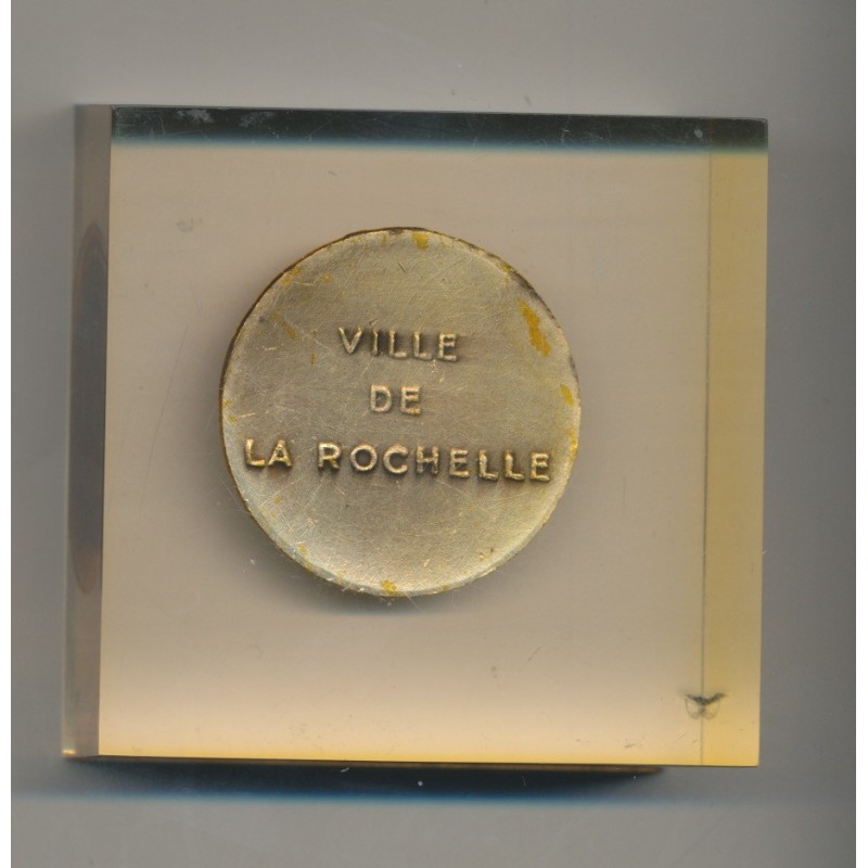 Médaille - Blason Ville La Rochelle - dans un bloc en plexi