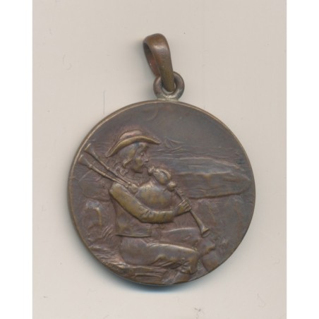 Médaille - Joueur de cornemuse et femme - bronze - 33,5mm - TTB