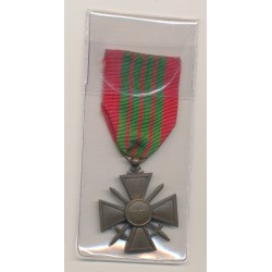 Médaille - Croix de guerre 1939-1940 - 3 étoiles - ordonnance 2
