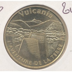 Dept63 - Vulcania N°6 - l'aventure de la terre - 2012 - le cone et la chaine des puys