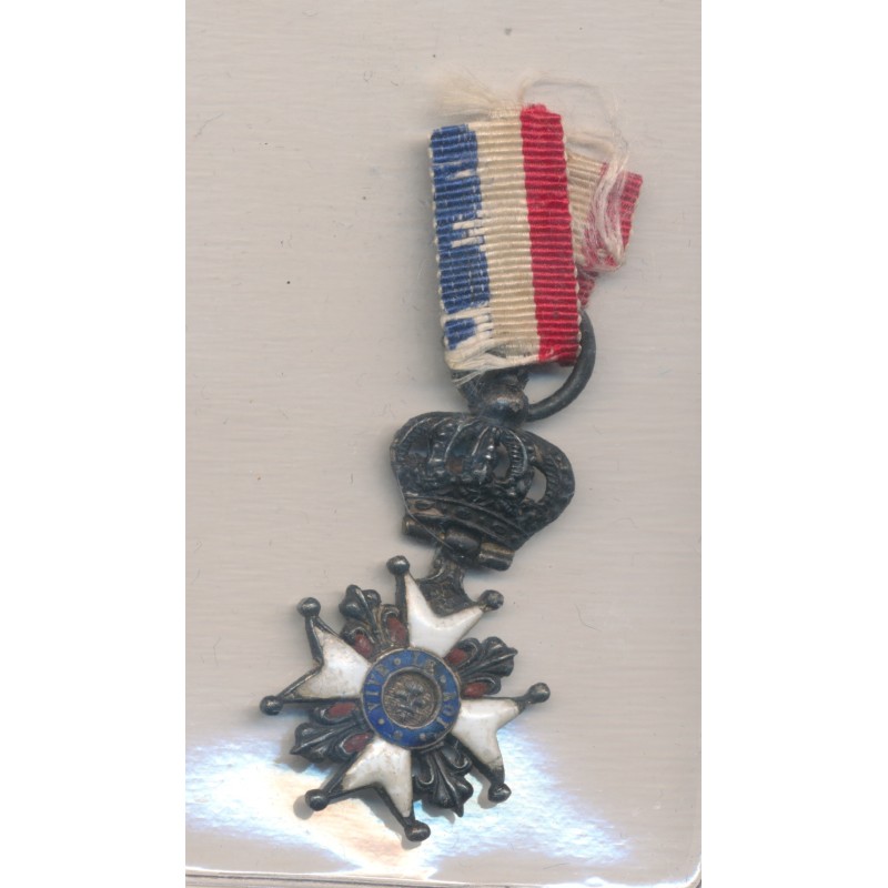 Croix du lys - vive Henri IV - vive le roi - Restauration