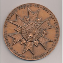 Médaille - Ordre national du mérite - nous vous faisons officier - cuivre 91mm - TTB+ 2