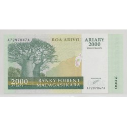Madagascar - 10000 Francs-2000 Ariary - ND 2003 - SPL