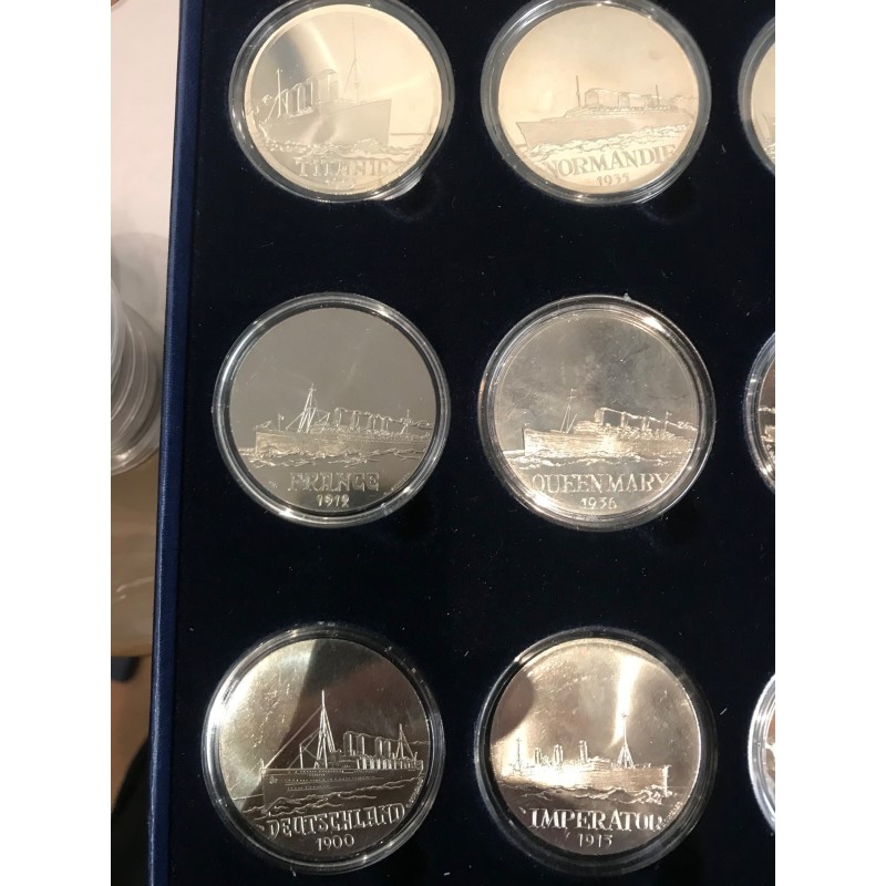 Coffret 12 Médailles - Les Géants des mers - Paquebots Transatlantiques