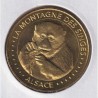 Dept67 - la montagne des singes - 2018 - singe mangeant  - Kintzheim