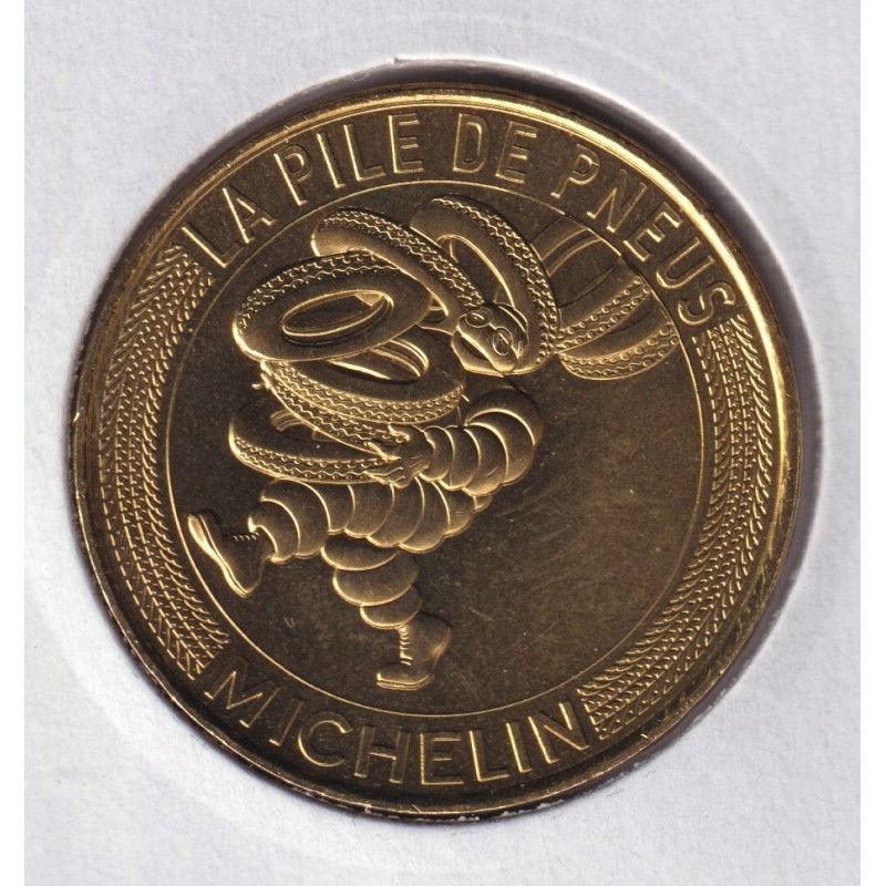 Dept63 - Michelin – Pile de pneus	- 2020 - Clermont-Ferrand  