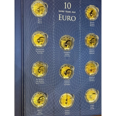 Coffret 20 Médailles - 10 ans euro 2012 - cuivre argenté et doré avec insert brillant