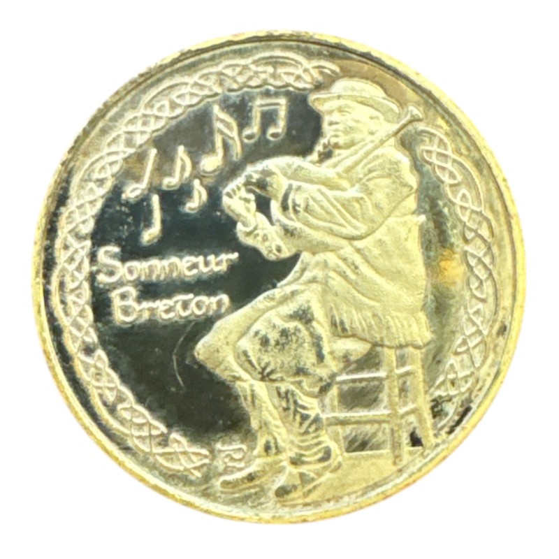 Medaille - Bigoudène bretonne et sonneur Breton - en couleur