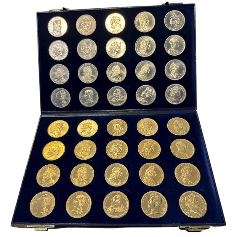 Coffret 40 Médailles - Rois de France - Jeu de dames - 34,5mm - 0,60mm épaisseur