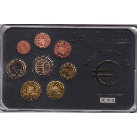 Autriche - Coffret 8 Monnaies - 1 Cent à 2 euro années mélangées - avec la 2€ commemo 2005