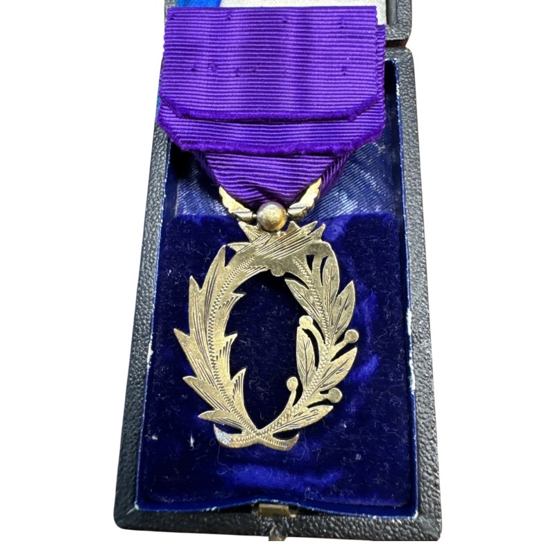 Palme Académique - Officier - Type luxe avec écrin - vermeil - ordonnance