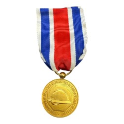 Fédération des associations de sous-officiers de réserve - avec agrafe servir - classe or - ordonnance 2