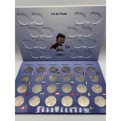 Livret album avec 25 Médailles - UEFA Euro 2016 - Monnaie de Paris 2