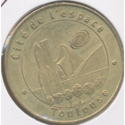Dept31 - Cité de l'espace - fusée ariane 2001